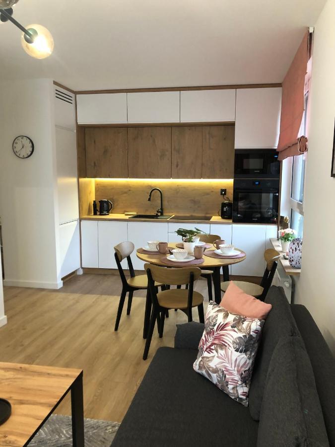 Apartament Pileckiego Nowy Dwor Mazowiecki Modlin Airport Luaran gambar